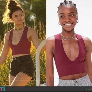 Women's Burgundy V-Neck Crop Top